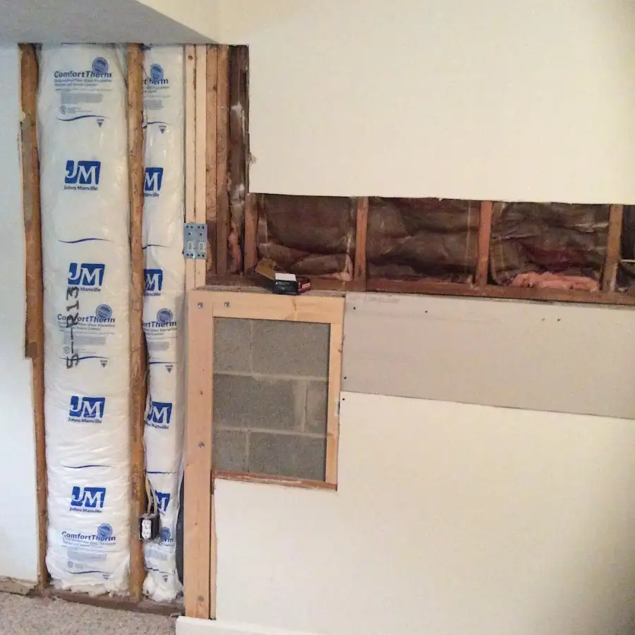 Wall insulation replacement during Structural Drying in Pampa